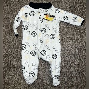 Pittsburgh Steelers, 0-3 month sleeper, Wear by Erin Andrews